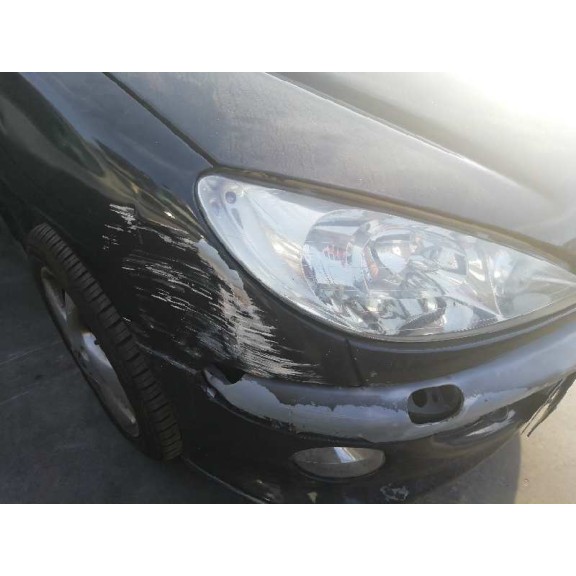 peugeot 206 berlina del año 2005