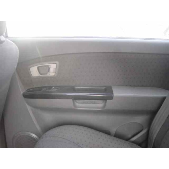 kia carens del año 2006