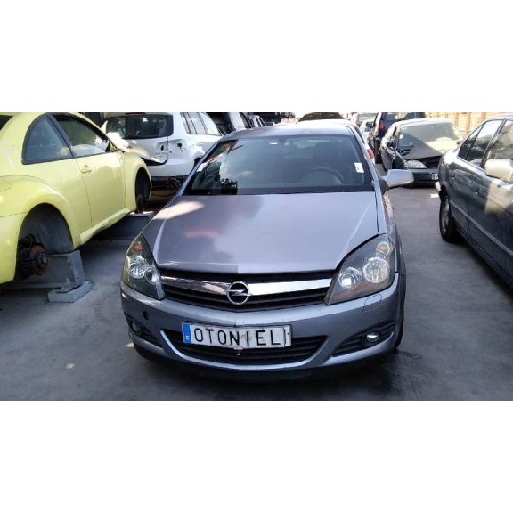 opel astra gtc del año 2006
