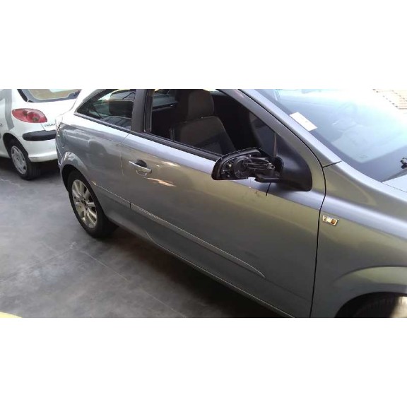 opel astra gtc del año 2006