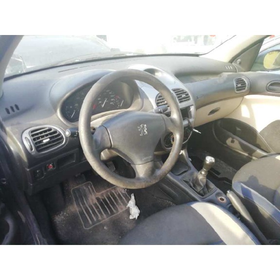 peugeot 206 berlina del año 2005
