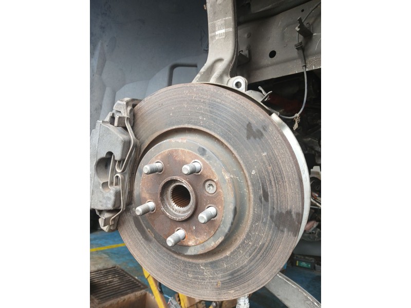 Recambio de mangueta delantera izquierda para jaguar f-pace (x761) 2.0 td4 awd referencia OEM IAM   