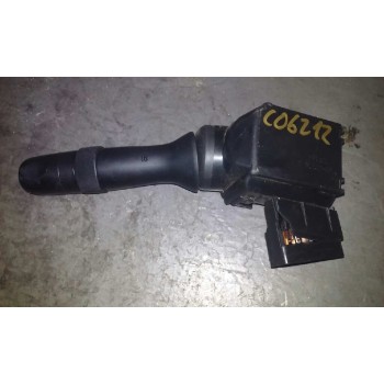 Recambio de mando limpia para toyota auris luna referencia OEM IAM   