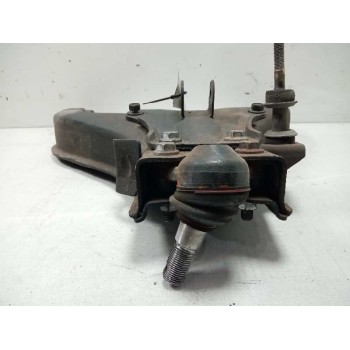 Recambio de brazo suspension inferior delantero derecho para nissan cabstar 01.04 referencia OEM IAM 561179X504  