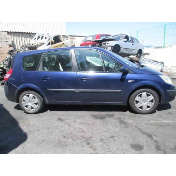 renault grand scenic del año 2004