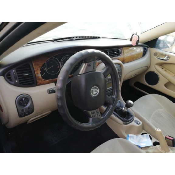 jaguar x-type del año 2004