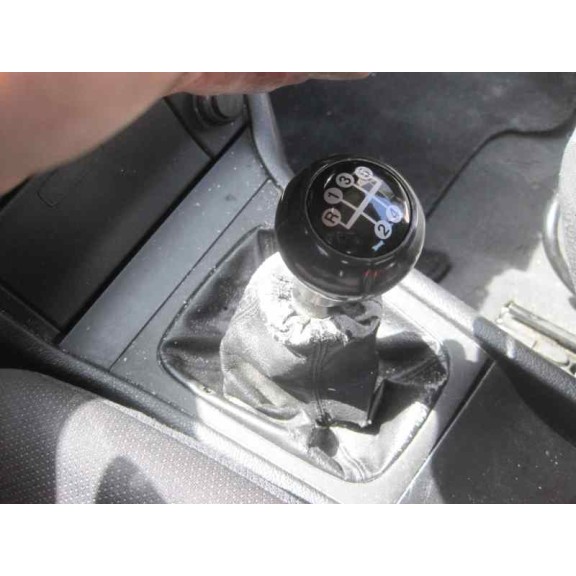 opel astra g berlina del año 2000