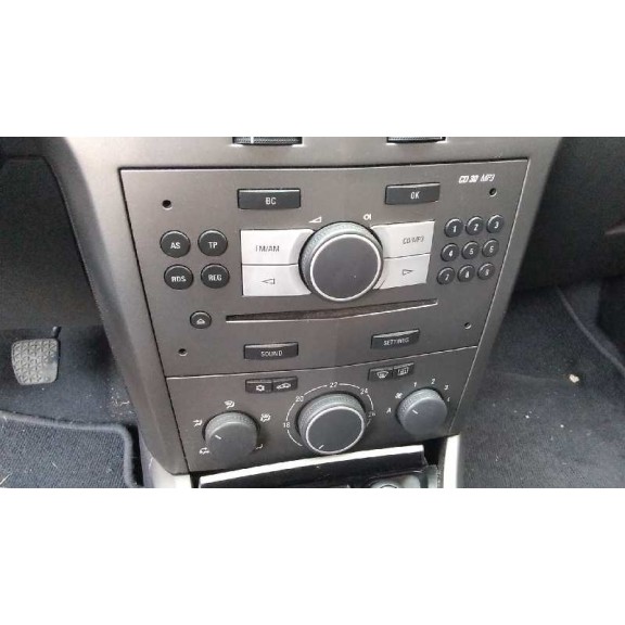 opel astra gtc del año 2006