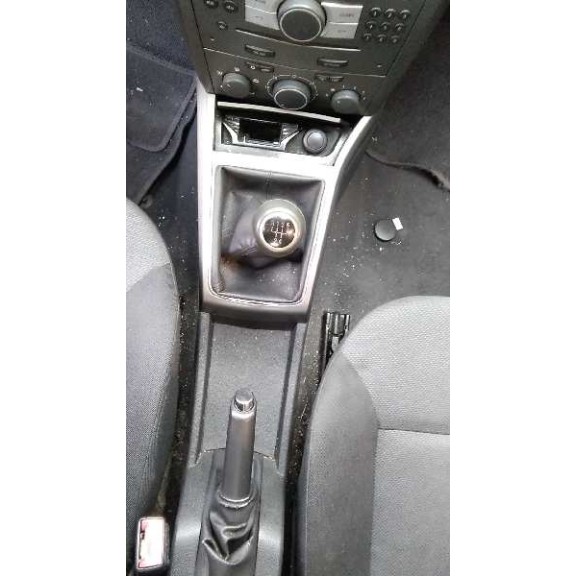 opel astra gtc del año 2006