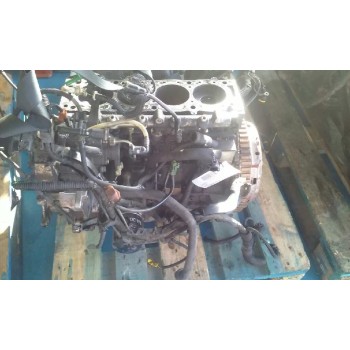 MOTOR COMPLETO 4HW <M< SIN CULATA