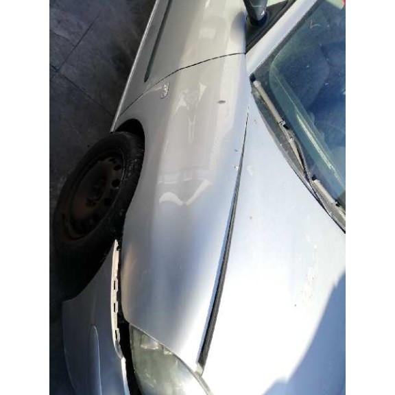 seat ibiza (6l1) del año 2003