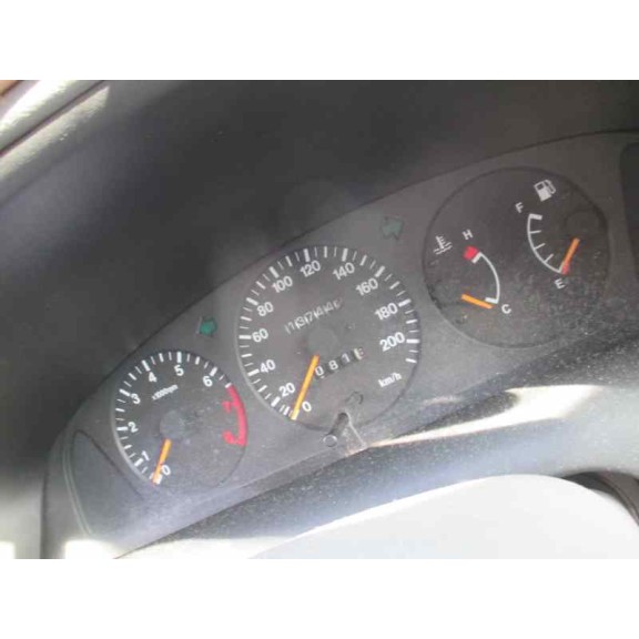 suzuki baleno berlina sy (eg) del año 2000