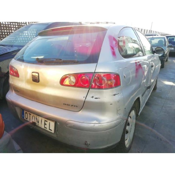 seat ibiza (6l1) del año 2003