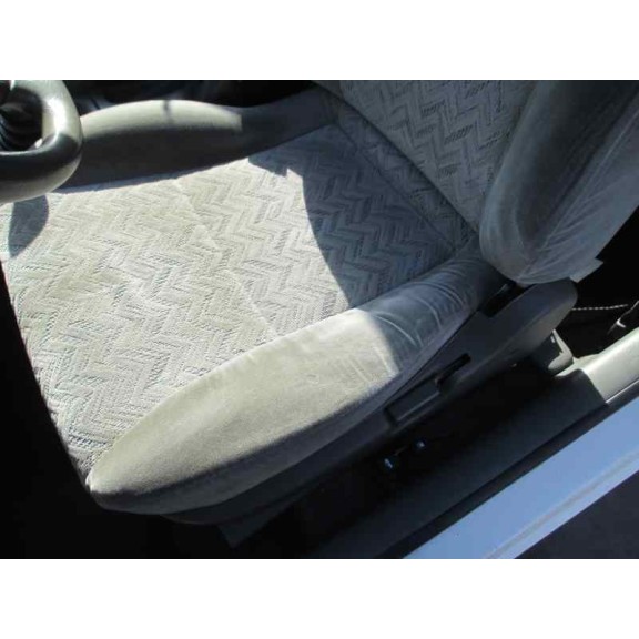 suzuki baleno berlina sy (eg) del año 2000