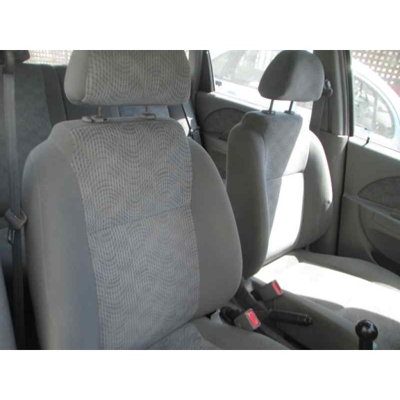 daewoo kalos del año 2004