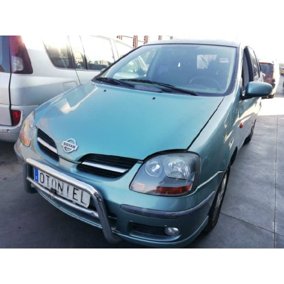 nissan almera tino (v10m) del año 2000