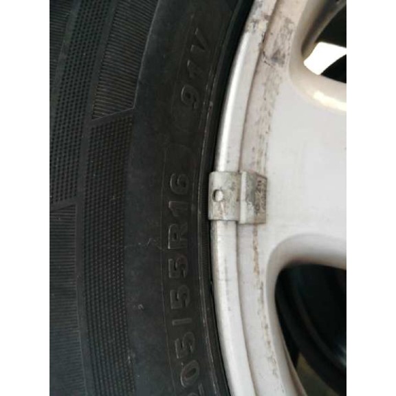 nissan almera tino (v10m) del año 2000