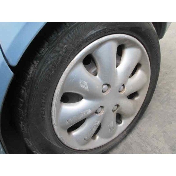 citroën xsara berlina del año 2002