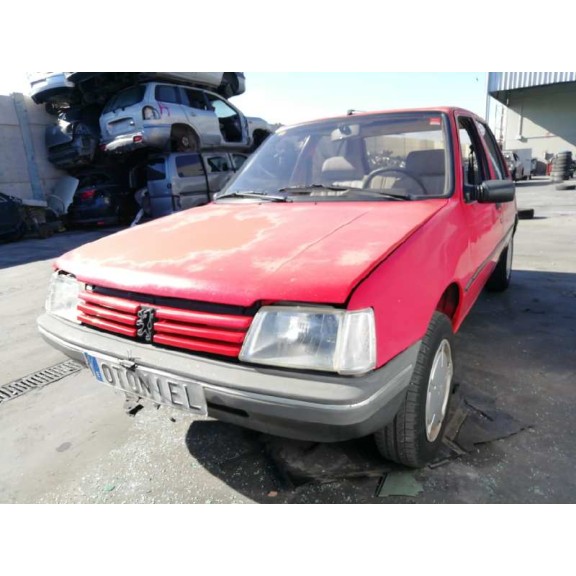 peugeot 205 berlina del año 1992