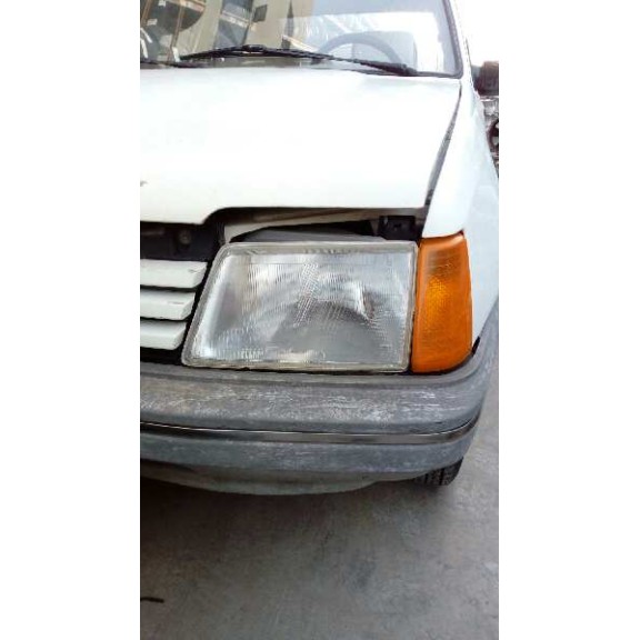 peugeot 205 berlina del año 1989