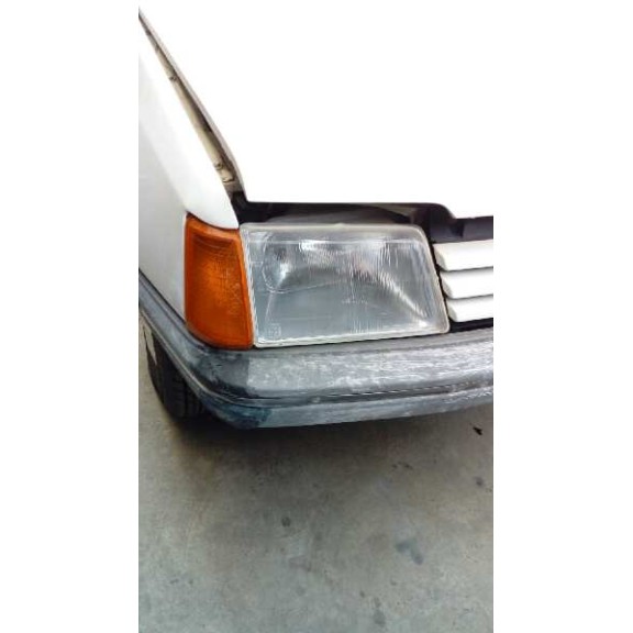 peugeot 205 berlina del año 1989