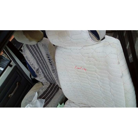 peugeot 205 berlina del año 1989