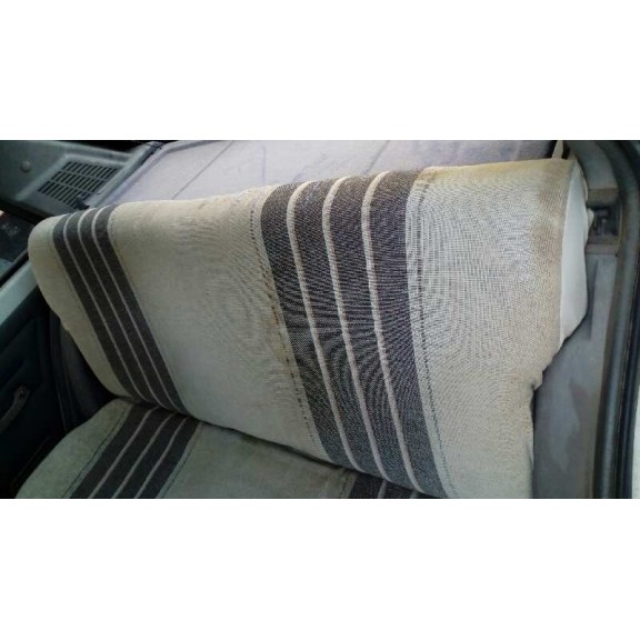 peugeot 205 berlina del año 1989