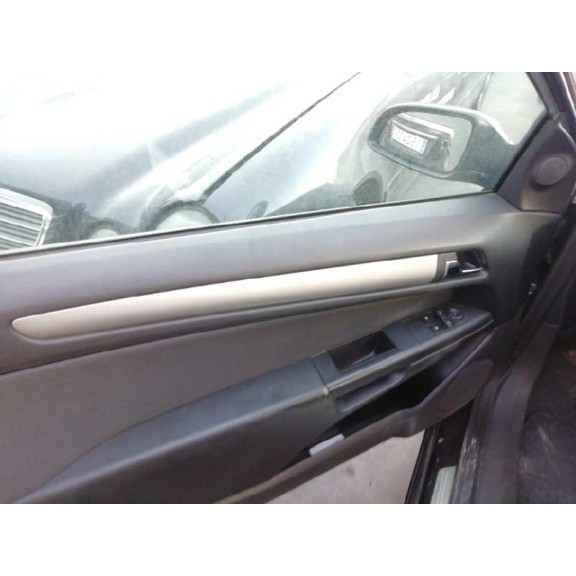 opel astra gtc del año 2007