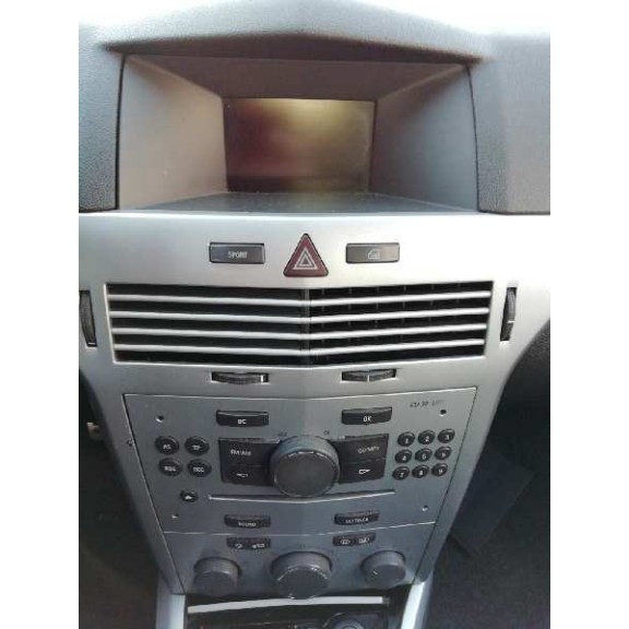 opel astra gtc del año 2007