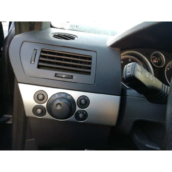 opel astra gtc del año 2007