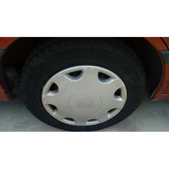 nissan primera berl./familiar (p10/w10) del año 1995