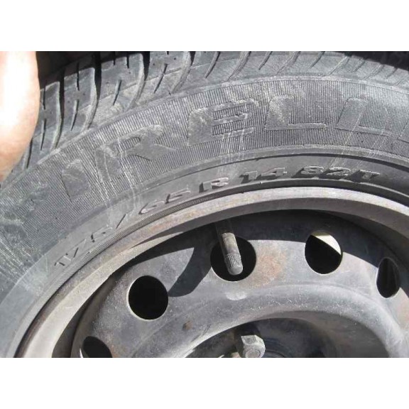 peugeot 206 berlina del año 2001