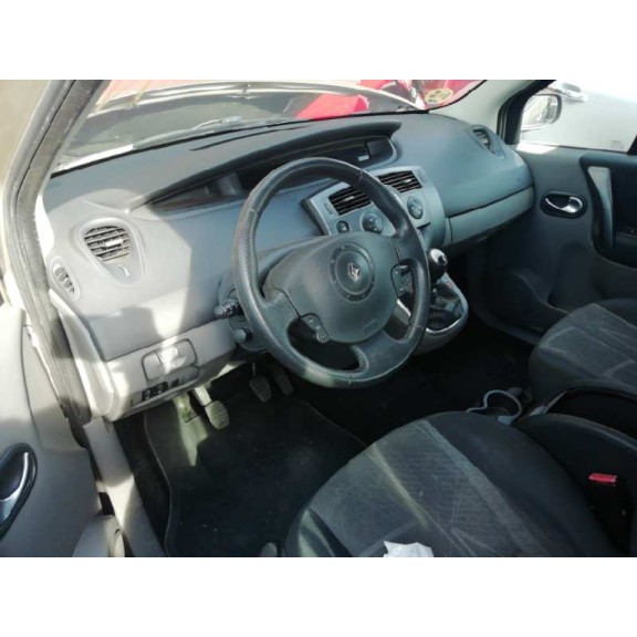 renault scenic ii del año 2006