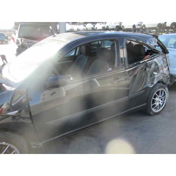 ford focus berlina (cak) del año 2001