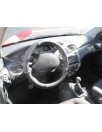 ford focus berlina (cak) del año 2001