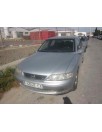 opel vectra b berlina del año 2000