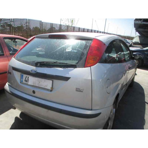 ford focus berlina (cak) del año 2004