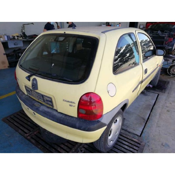 opel corsa b del año 2000