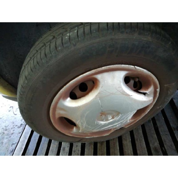 opel corsa b del año 2000