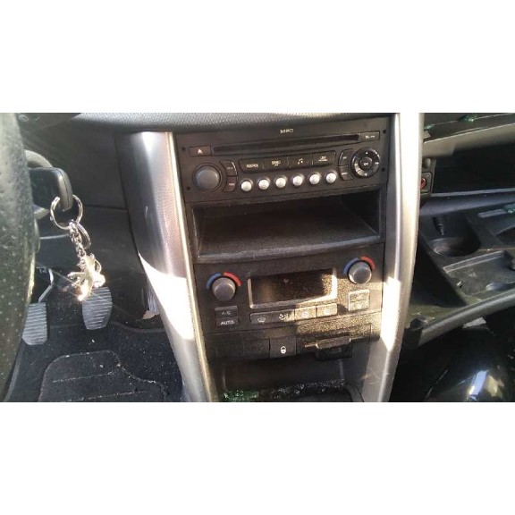 peugeot 207 del año 2009