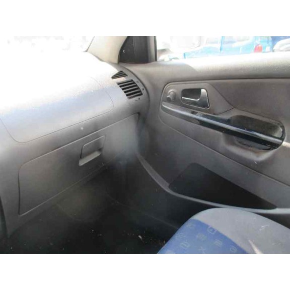 seat ibiza (6k1) del año 2000
