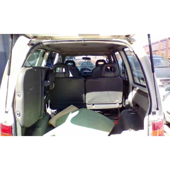 nissan serena (c23m) del año 1995