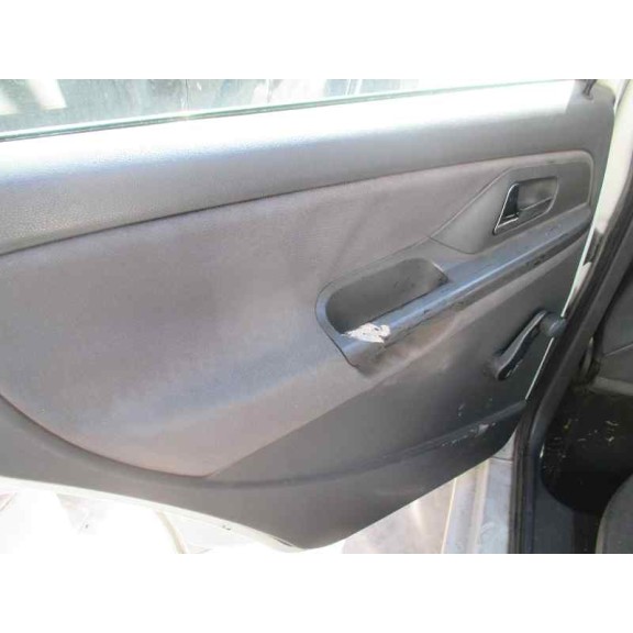 seat ibiza (6k1) del año 2000