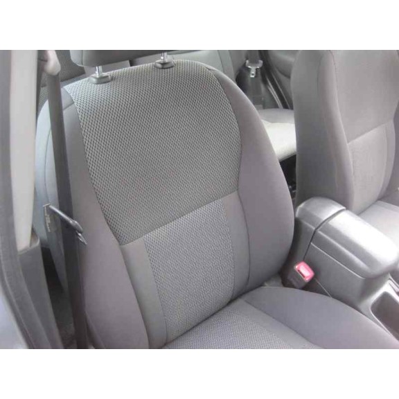 toyota rav 4 (a2) del año 2004