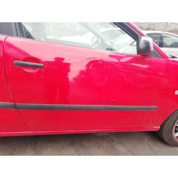 seat ibiza (6l1) del año 2004