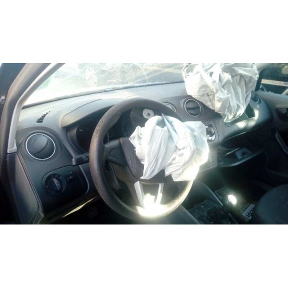 seat ibiza (6j5) del año 2010