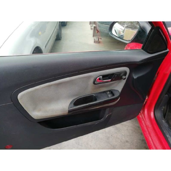 seat ibiza (6l1) del año 2004