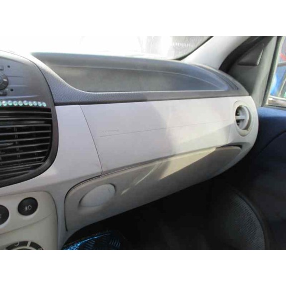 fiat punto berlina (188) del año 2005