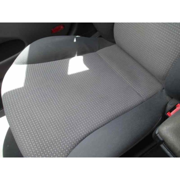 seat toledo (1m2) del año 2002