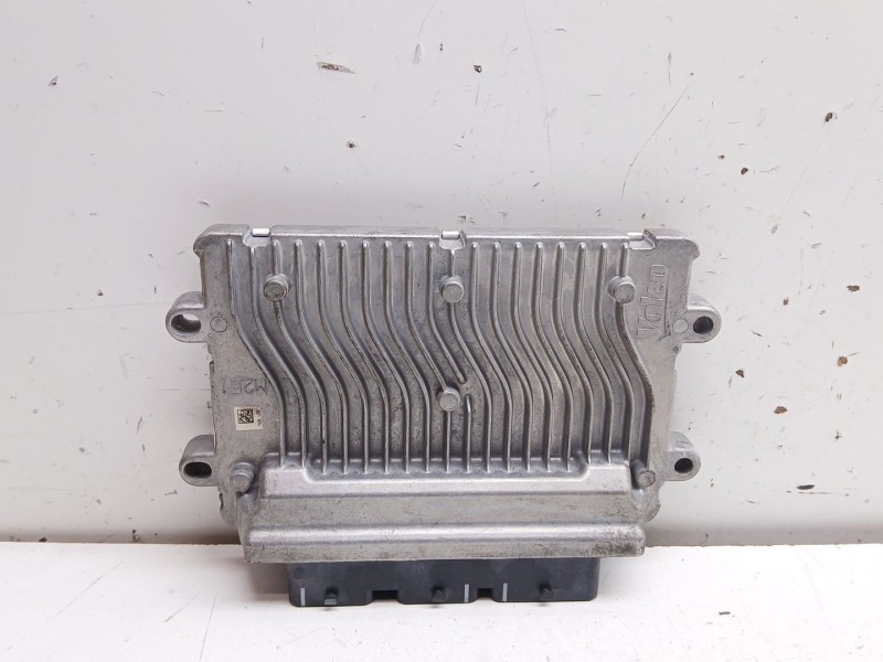 Recambio de centralita motor uce para peugeot 207/207+ (wa_, wc_) 1.4 referencia OEM IAM 9651696680 9664127180 